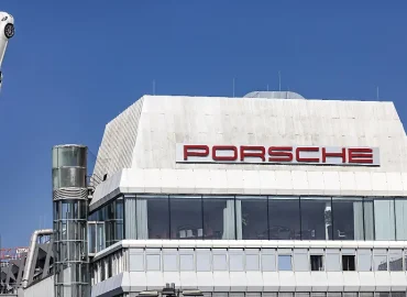 Porsche-Aktionäre unter Druck – Führungswechsel bringt Widerstand