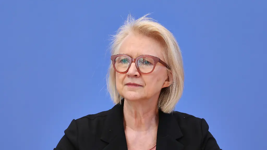 Monika Schnitzer fordert Überprüfung von Steuerrabatten