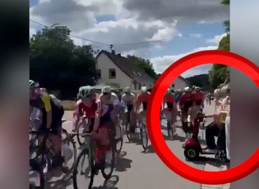 Seniorin verursacht Massencrash auf der Rennstrecke