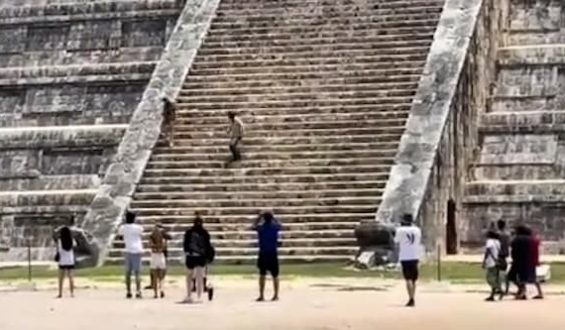 Verhaftung und Geldstrafe für Touristen auf Maya-Pyramide