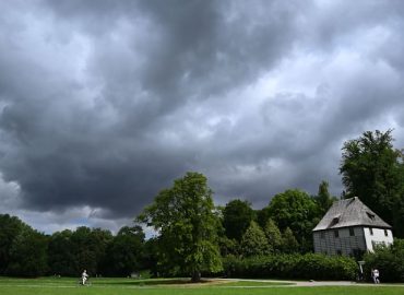 Meteorologischer Sommerbeginn mit wechselhaftem Wetter