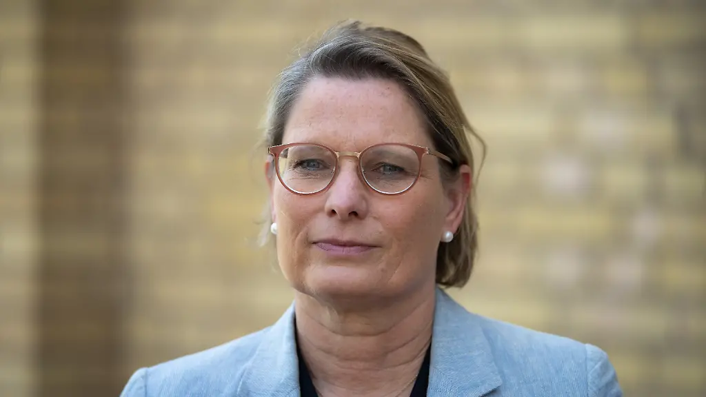 Justizministerin Hubig fordert klare Zustimmung für einvernehmlichen Sex und längere Verjährungsfrist