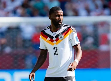 Verletzung von Nico Schlotterbeck: Auswirkungen auf das deutsche Team bei der WM