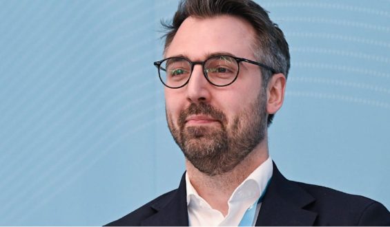 Debatte um Politikerbeleidigung: Abschaffung des Paragrafen 188 im Gespräch