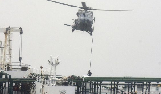 Frankreich stoppt russischen Öltanker auf hoher See