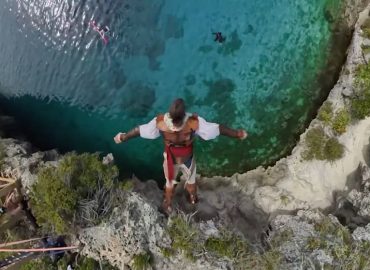 Stuntman bricht 18-Meter-Weltrekord im Sprung aus ‚Assassin’s Creed‘