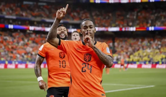 Van der Vaart sorgt für Wirbel: Kritik an Niederlande-Stars