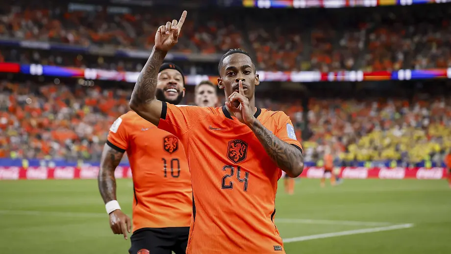 Van der Vaart sorgt für Wirbel: Kritik an Niederlande-Stars