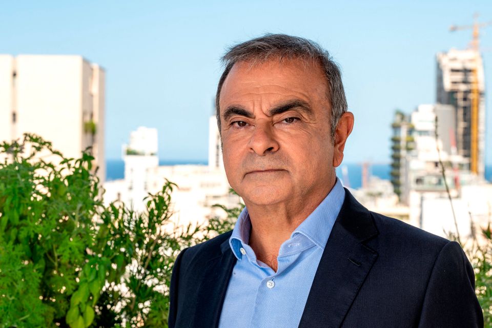 Carlos Ghosn: Leben im Exil und mediale Selbstdarstellung