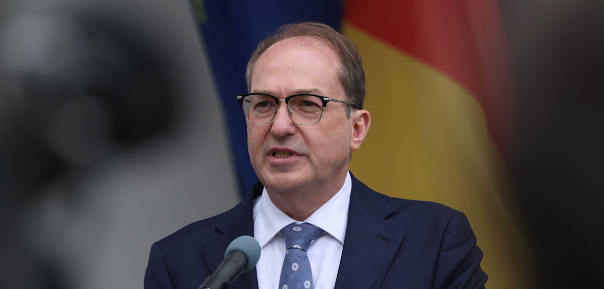 Dobrindt warnt vor Drohnenangriffen auf den Bundestag
