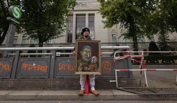 Russischer Künstler und Putin-Kritiker in Polen erschossen