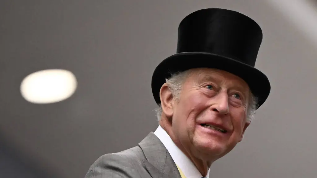 “Wir entwickeln uns weiter”: Charles setzt mit Steuererklärung bewusstes Zeichen