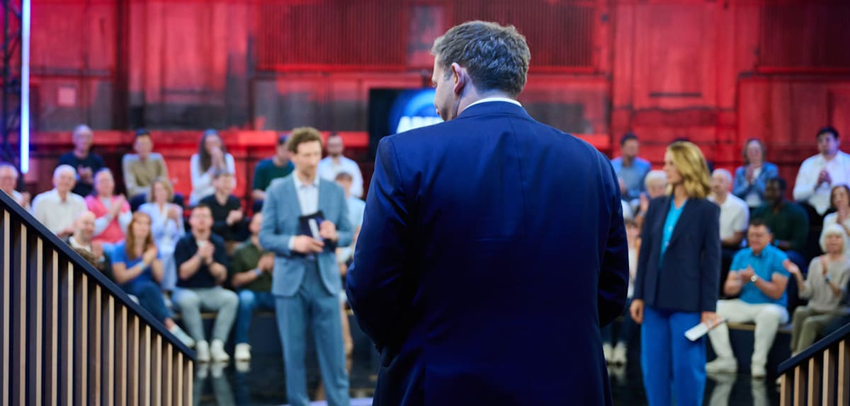 Klingbeil stellt sich kritischen Fragen in ARD-Arena