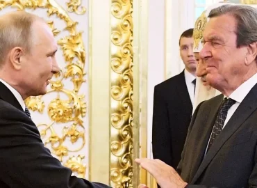 Putin trifft Schröder im Kreml