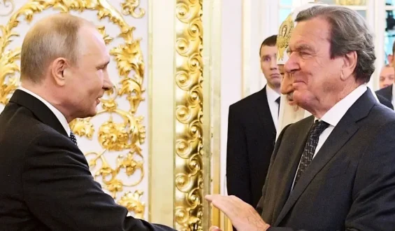 Putin trifft Schröder im Kreml