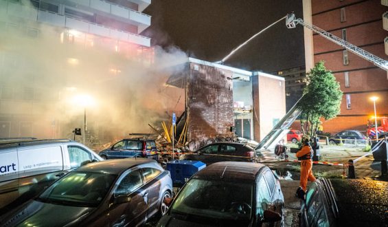 Mehrere Verletzte nach Explosion: Teile eines Wohnblocks in Amsterdam eingestürzt