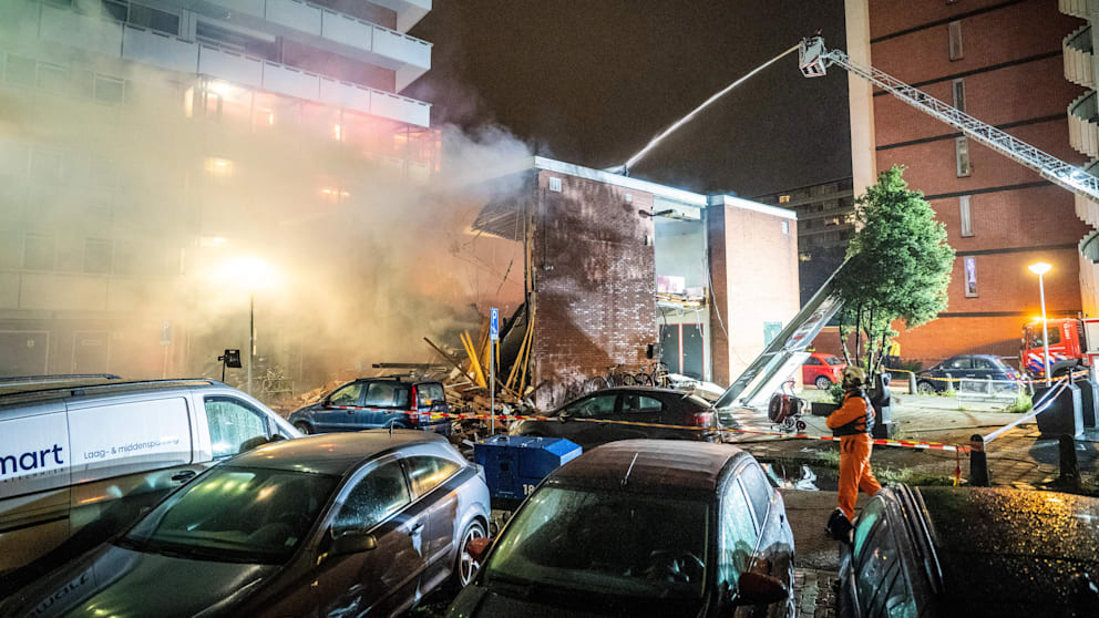 Mehrere Verletzte nach Explosion: Teile eines Wohnblocks in Amsterdam eingestürzt