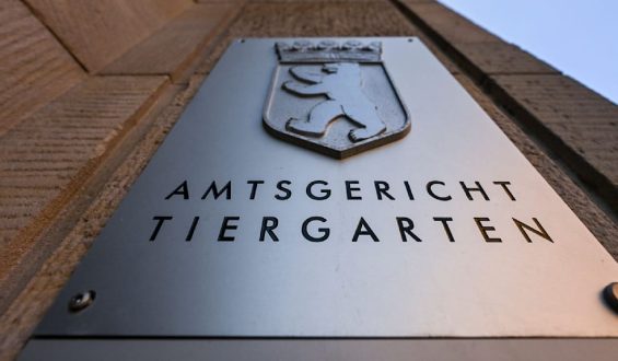 Gericht verurteilt Raser zu Bewährungsstrafe nach tödlichem Unfall in Berlin