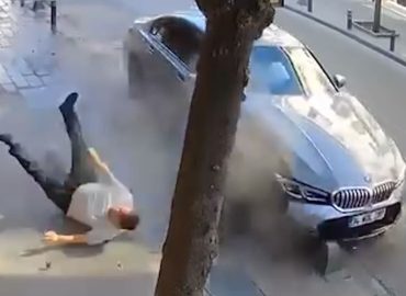 Raser verursacht schweren Unfall in Istanbul