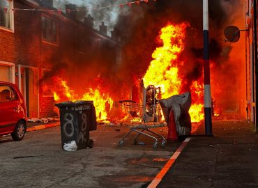 Unruhen in Belfast nach Messerattacke