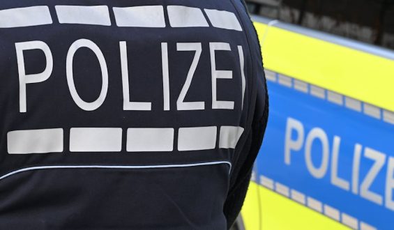 Messerangreifer in Mannheim nach Polizeieinsatz gestorben