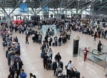 Mann dringt unbefugt in Sicherheitsbereich ein: Flughafen Hamburg vorübergehend gesperrt