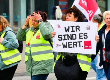 Tarifverhandlungen im Handel: Streiks und Forderungen der Gewerkschaft