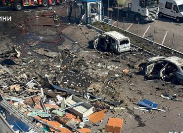 Russische Drohnenangriffe auf ukrainische Lebensmittelfabrik fordern Tote