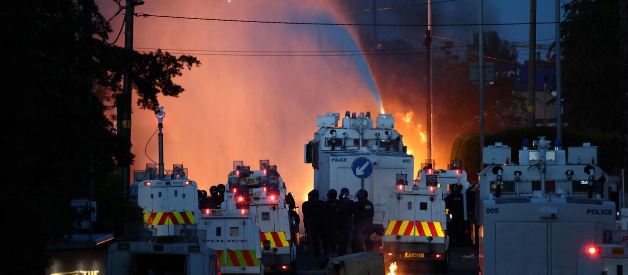 Neue Ausländerfeindliche Proteste in Nordirland nach Messerattacke