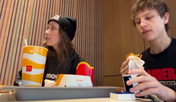 Kleine Pommes, große Liebe: Heiratsantrag bei McDonald’s