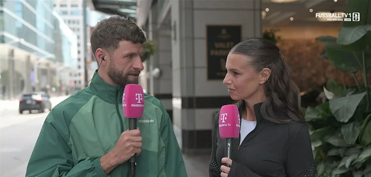 Thomas Müller und Laura Wontorra: Spannungen vor dem WM-Spiel