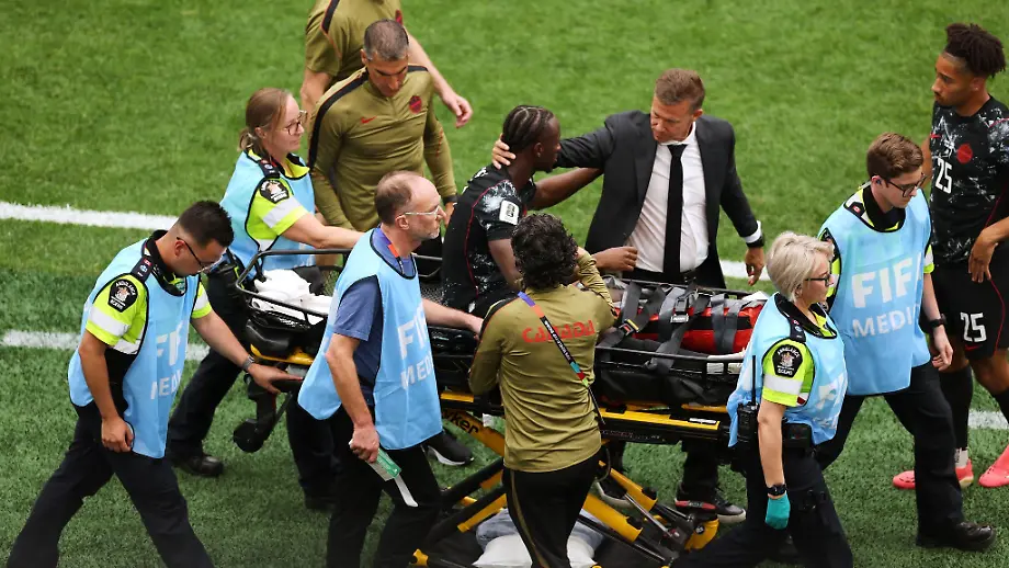 Emotionaler Empfang für verletzten Kanadischen Spieler Ismael Koné