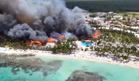 Hotelanlage in der Dominikanischen Republik durch Brand zerstört