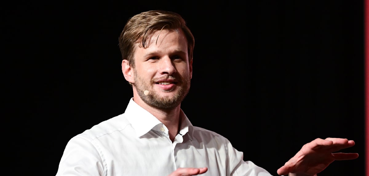 Robin Mesarosch kritisiert Kanzler Merz scharf