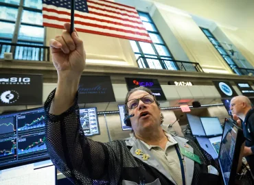 Nasdaq unter Druck: US-Anleger schichten aus dem Tech-Sektor um