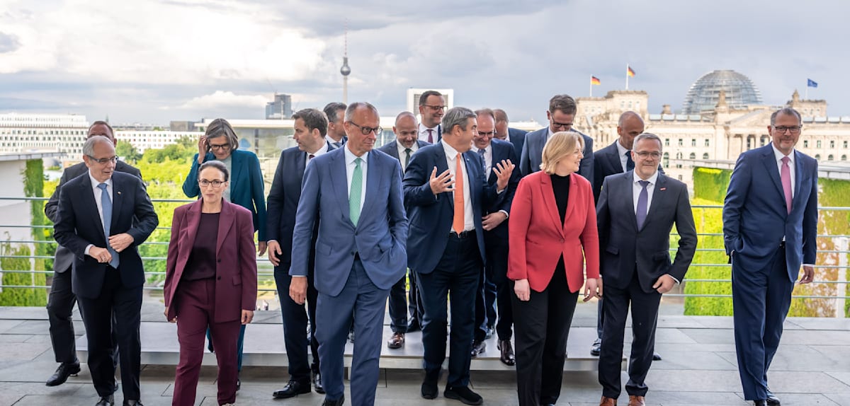 Politische Führung berät über Reformpläne mit Sozialpartnern