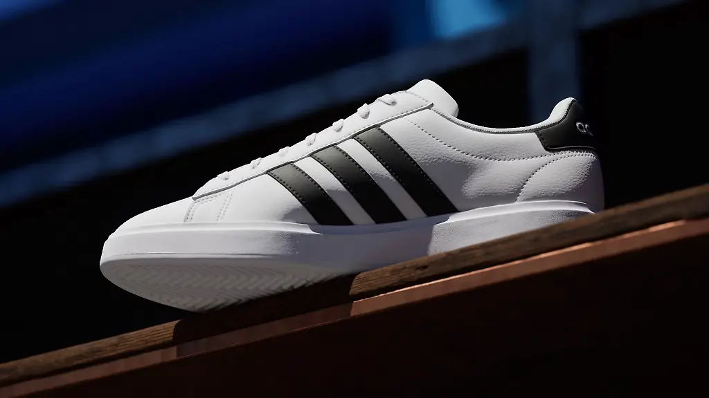Der Allrounder-Sneaker von Adidas für Männer im Sommer