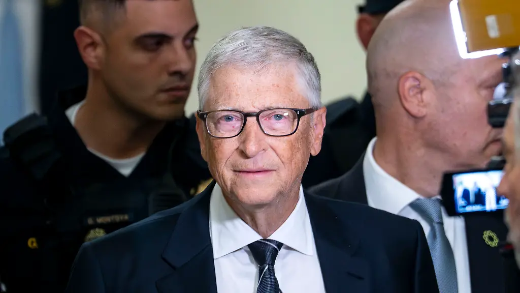 Bill Gates verteidigt sich vor US-Kongress