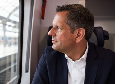 Vernachlässigt die Bahn wirklich den Nahverkehr?