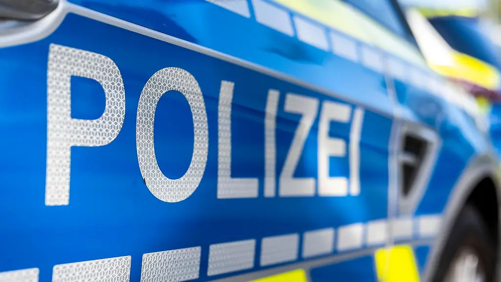 Frontaler Unfall in Thüringen fordert vier Todesopfer