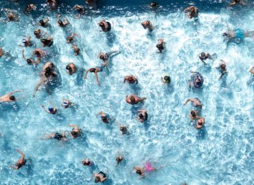 Polizei im Saarland löst Tumult in Freibad auf und untersucht Angriff auf Jugendlichen