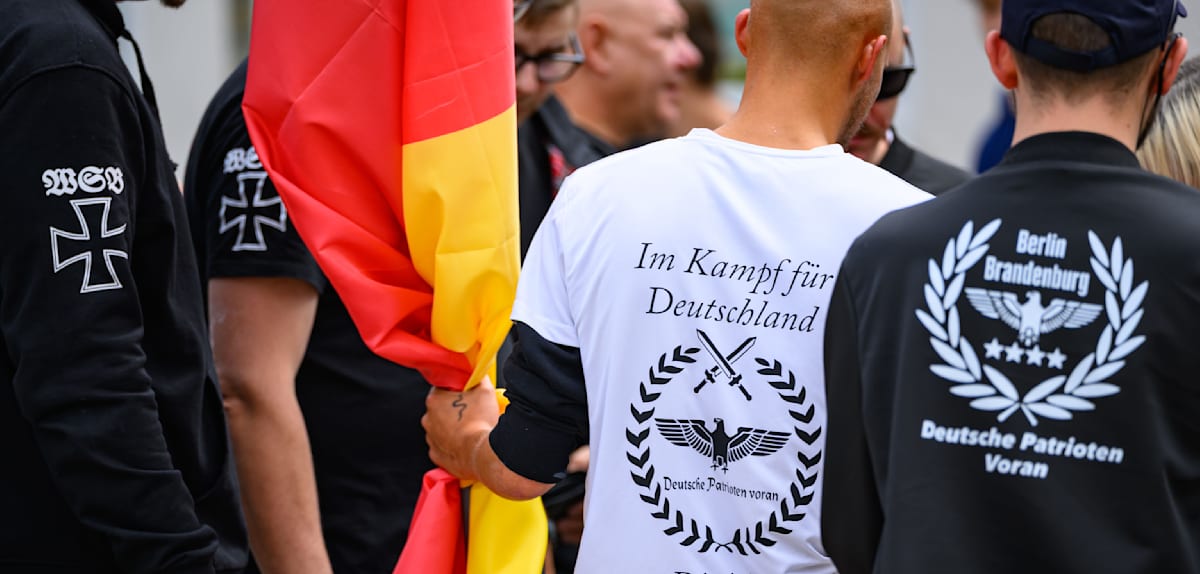 Grüne kritisieren Innenminister für Ignoranz gegenüber Rechtsextremismus