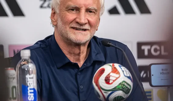 Rudi Völler äußert sich zur WM und zur politischen Lage in den USA