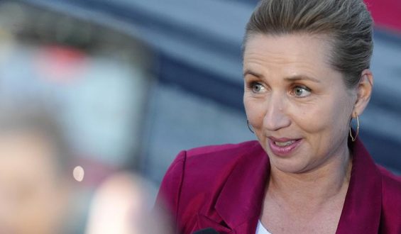 Mette Frederiksen führt dänische Regierung in dritter Amtszeit fort