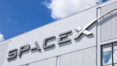 SpaceX plant Aufnahme erheblicher Einnahmen durch KI-Rechenleistung
