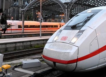 Zugverkehr wegen digitaler Funkprobleme bundesweit eingestellt