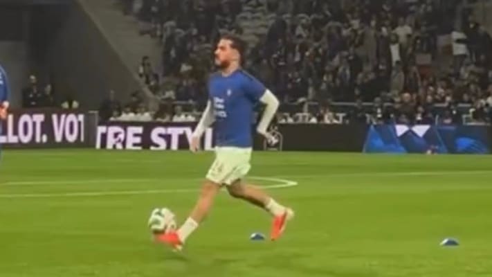 Frankreich-Star begeistert mit Gravitations-Trick