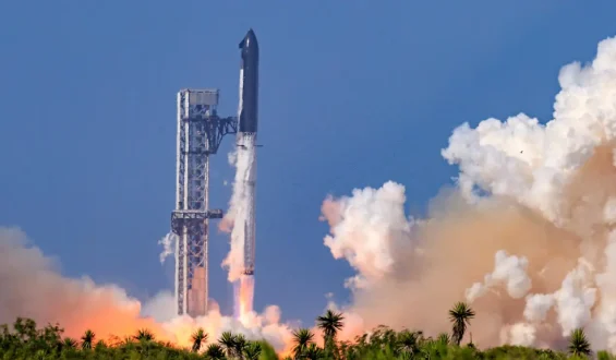 Erfolgreicher Starship-Test von SpaceX nach Börsengang