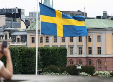 Schweden kehrt zu Bargeld zurück: Ein neues Gesetz verpflichtet Geschäfte zur Annahme