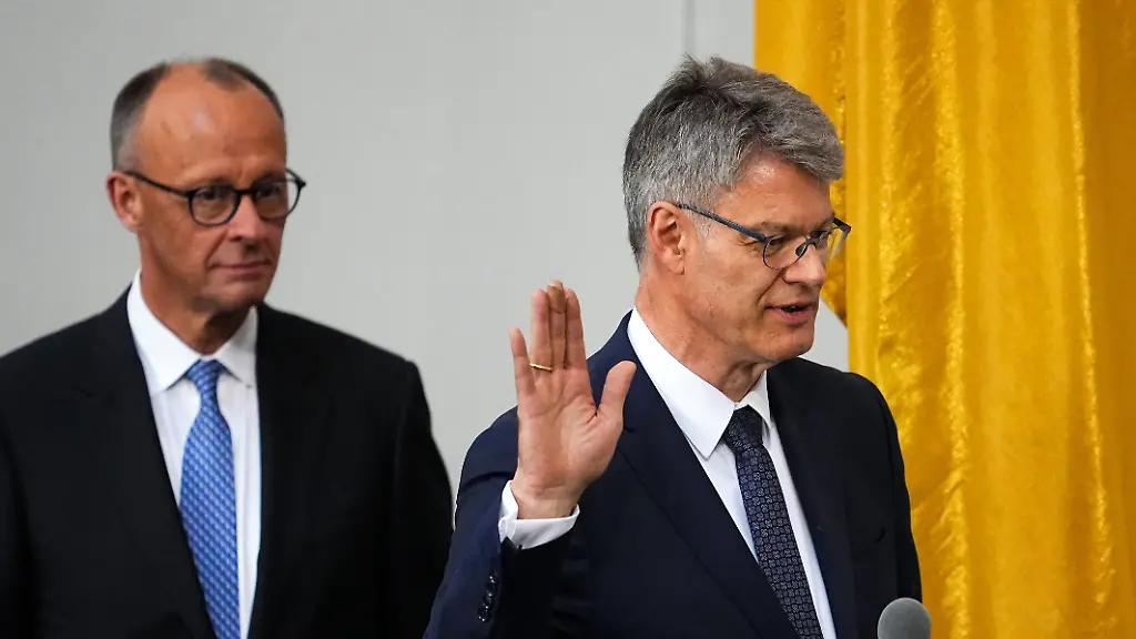 CDU-Politiker kritisieren Merz scharf wegen der Personalie Schnieder